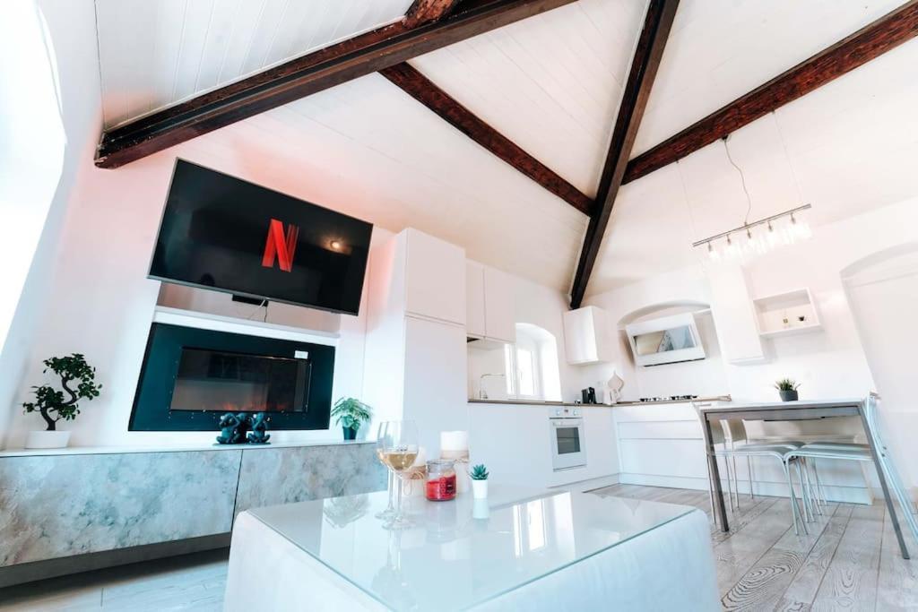 Loft Cavour - Teatro Ariston Appartement San Remo Buitenkant foto